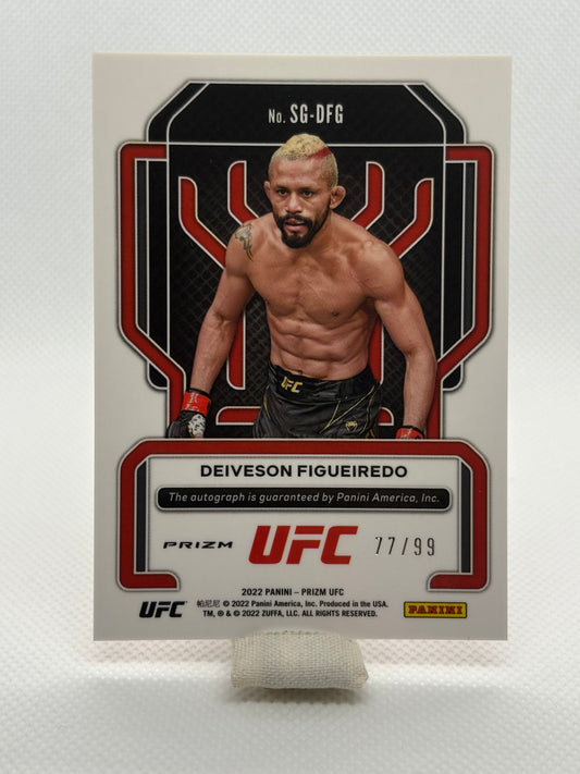 Deiveson Figueiredo Red Prizm Auto /99 | 2022 Panini Prizm UFC