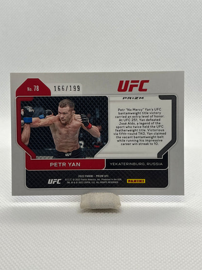 Petr Yan Blue Prizm 166/199 #78 | 2022 Panini Prizm UFC