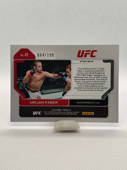 Urijah Faber Blue Prizm 064/199 #42 | 2022 Panini Prizm UFC